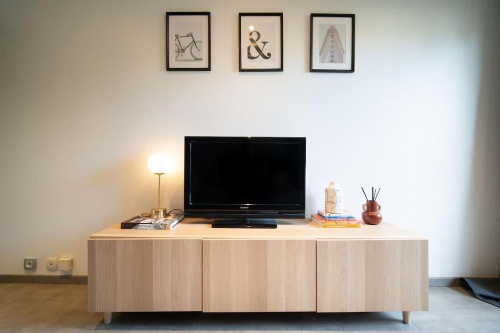 Air-Conditioned Apartment With Private Parking Marseille Exteriör bild